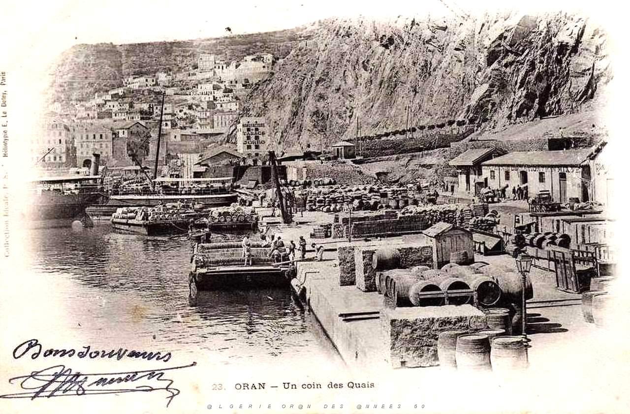 Oran- 121- travail sur les quais.jpg